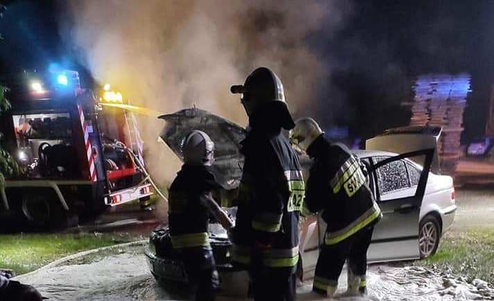 BMW poszło z dymem (zdjęcia)