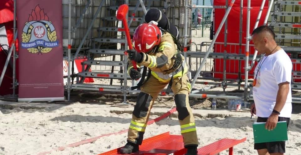 Strażak z Ostrowa najlepszy w trudnych zawodach