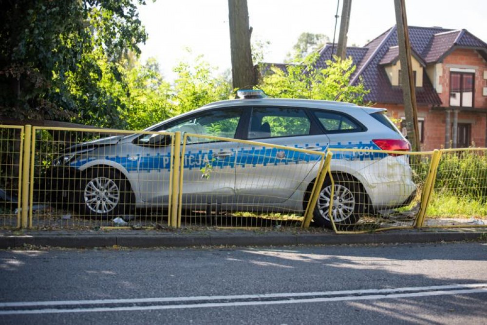 Policjant póki co bez mandatu. Badają „nagłą awarię”