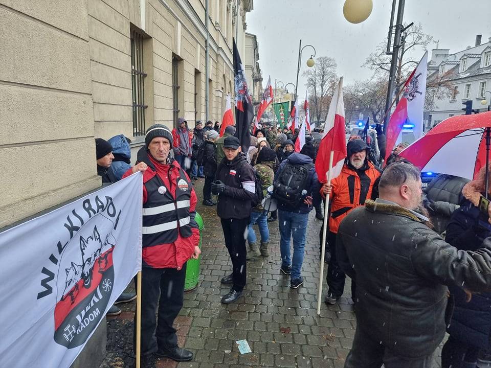 Spalili „Statut Kaliski”. Sędzia pozwala wyjść z aresztu