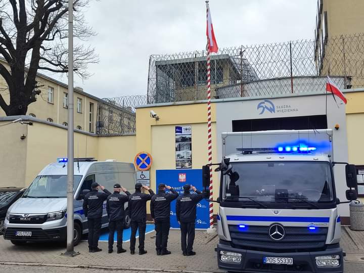 Pod aresztem oddali hołd zmarłej