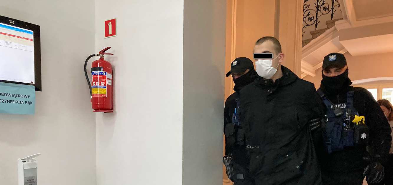 Oszpecił przedsiębiorcę. Stanął przed sądem nie ostatni raz