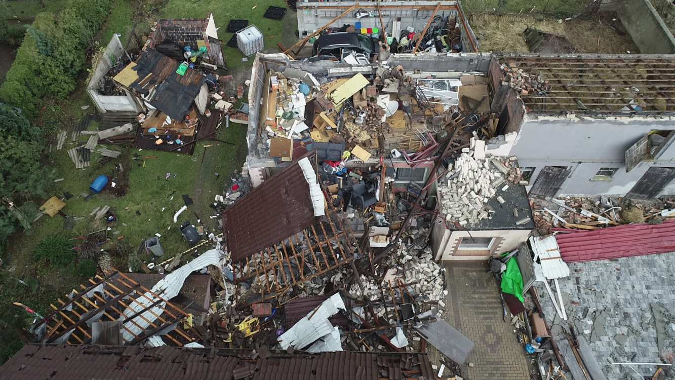 Armagedon❗Trąba powietrzna uderzyła z pełną siłą (aktualizacja 2) (wideo + NOWE ZDJĘCIA)