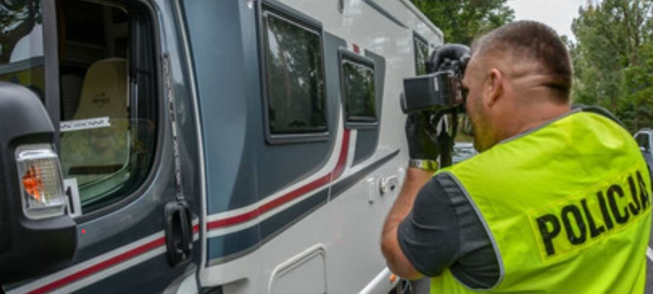 Szokujące odkrycie❗Przewoził kamperem ciało żony