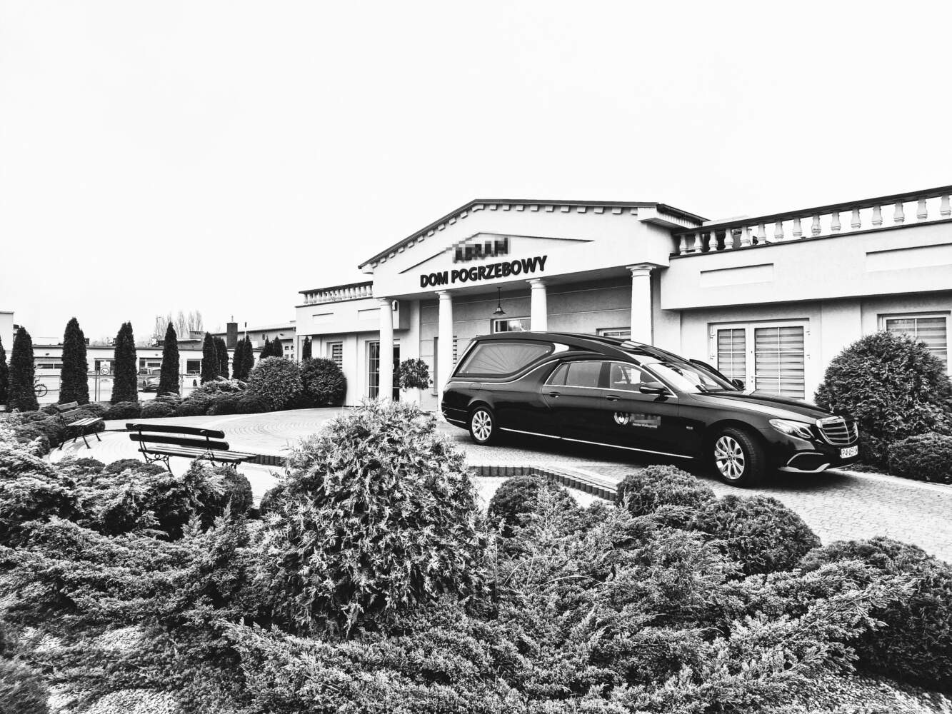 Oświadczenie firmy Usługi Pogrzebowe ABRAM do mieszkańców osiedla Nowe Parcele