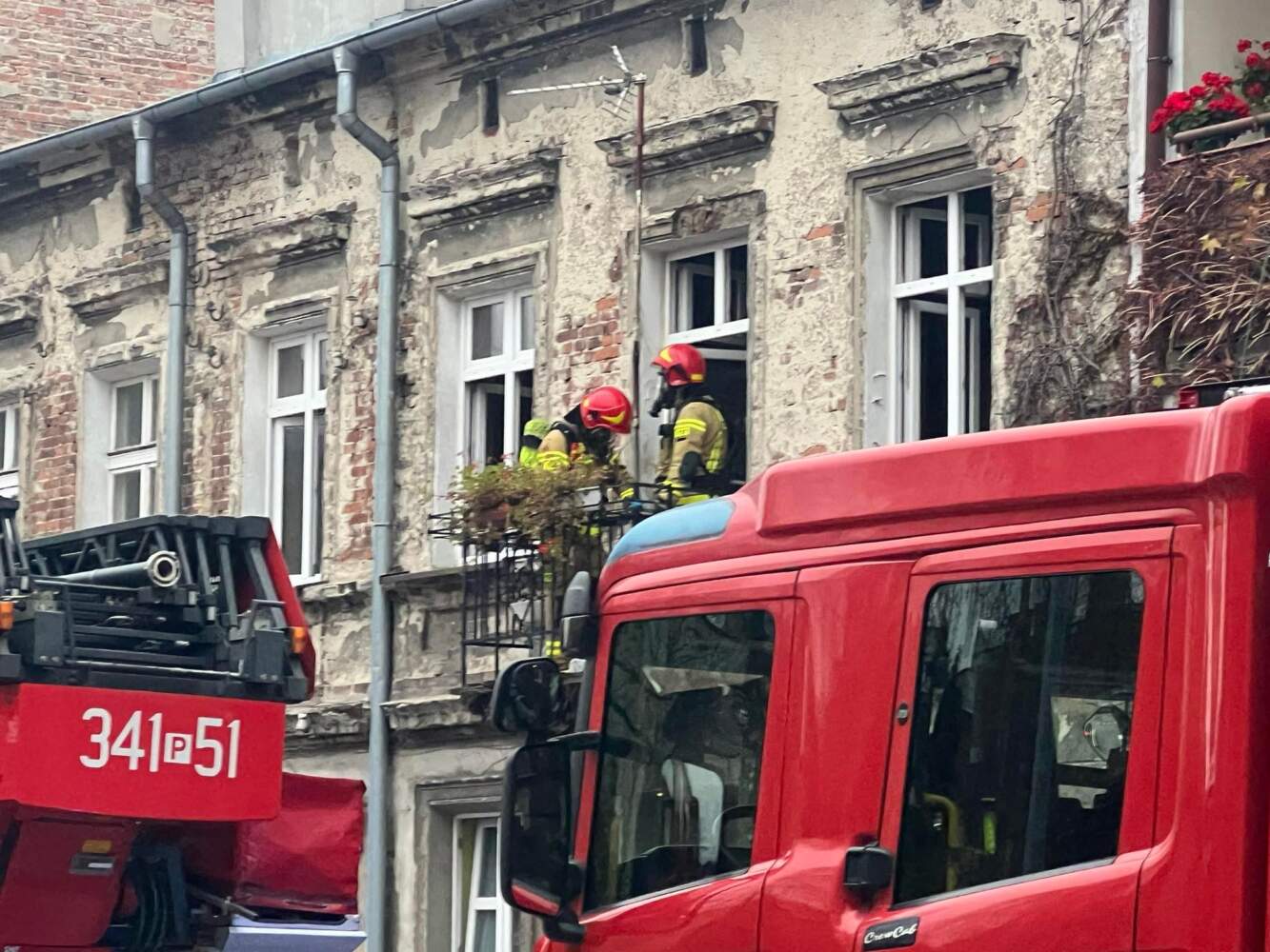 Mężczyzna ofiarą pożaru o poranku