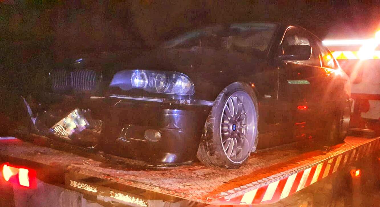 19-latek w BMW nie uciekł przed policją