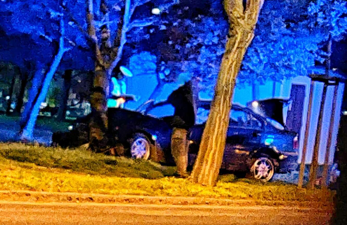 21-latek nie okiełznał BMW