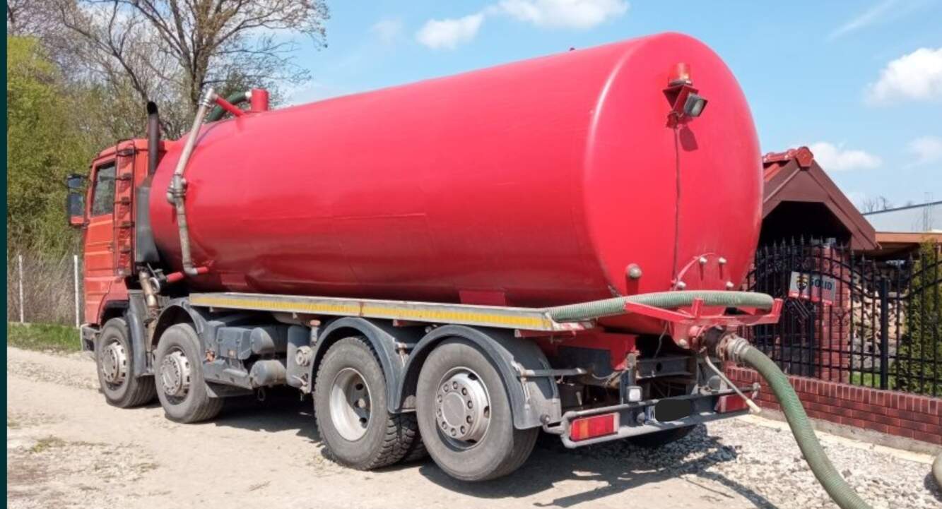 Kierowca szambowozu odurzył się i wpadł w kłopoty