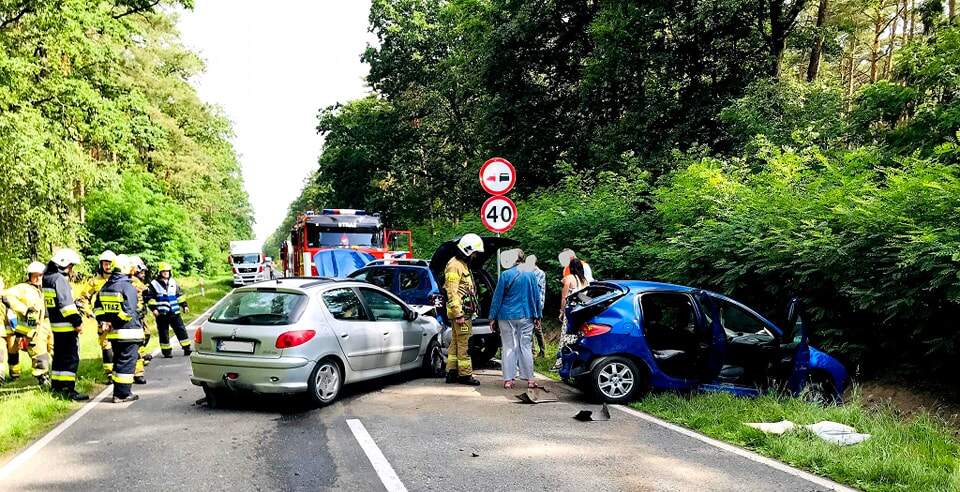 Zderzenie 3 aut. 1 osoba poszkodowana