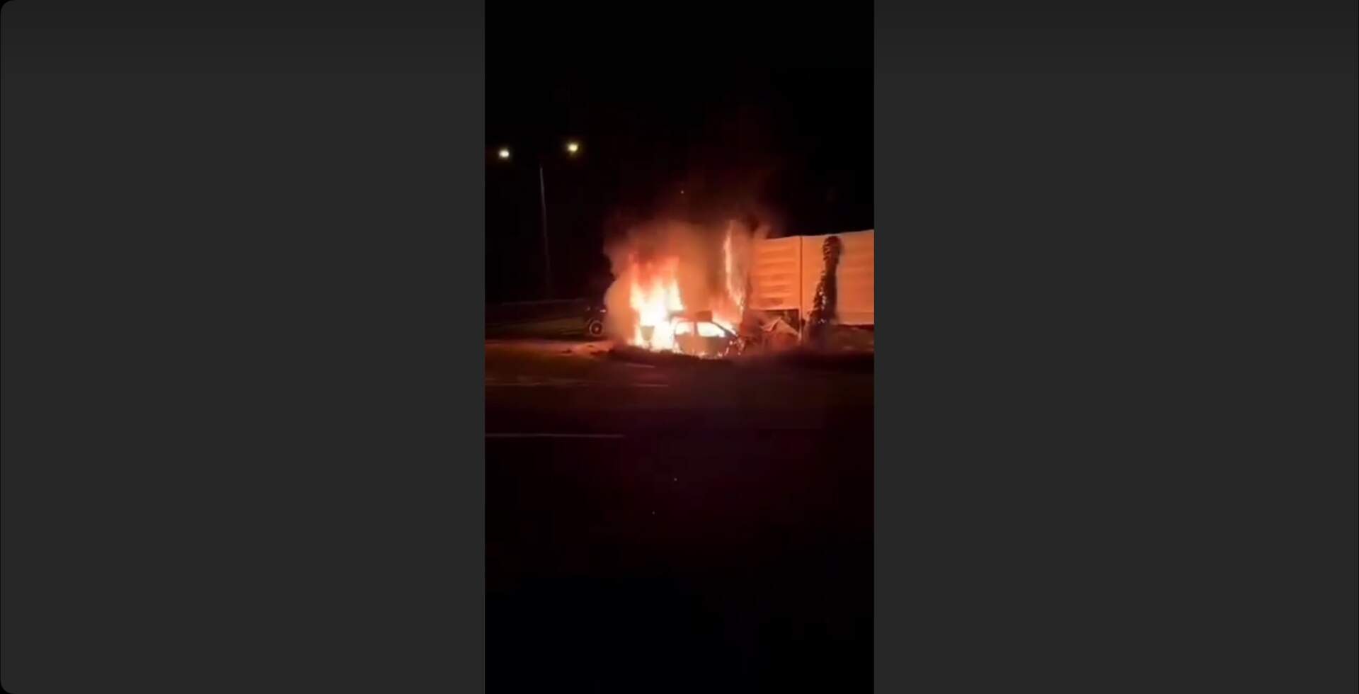 Makabra na DK25. Spłonęły dwie młode osoby, 4 ranne