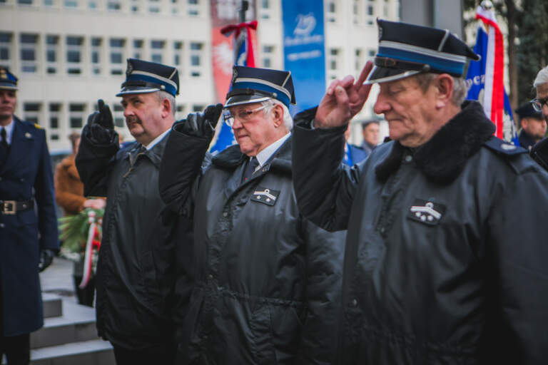 oddali-ho-d-powsta-com-wielkopolskim-ostrow24-tv-ostr-w-wielkopolski