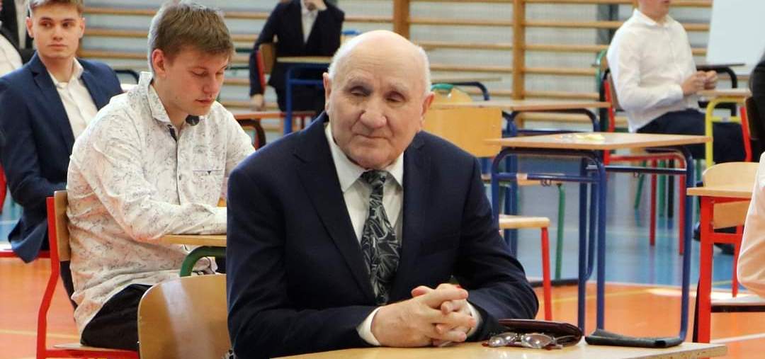Matura 2026 tuż, tuż. Najstarszy maturzysta w Polsce znów podejdzie do egzaminu