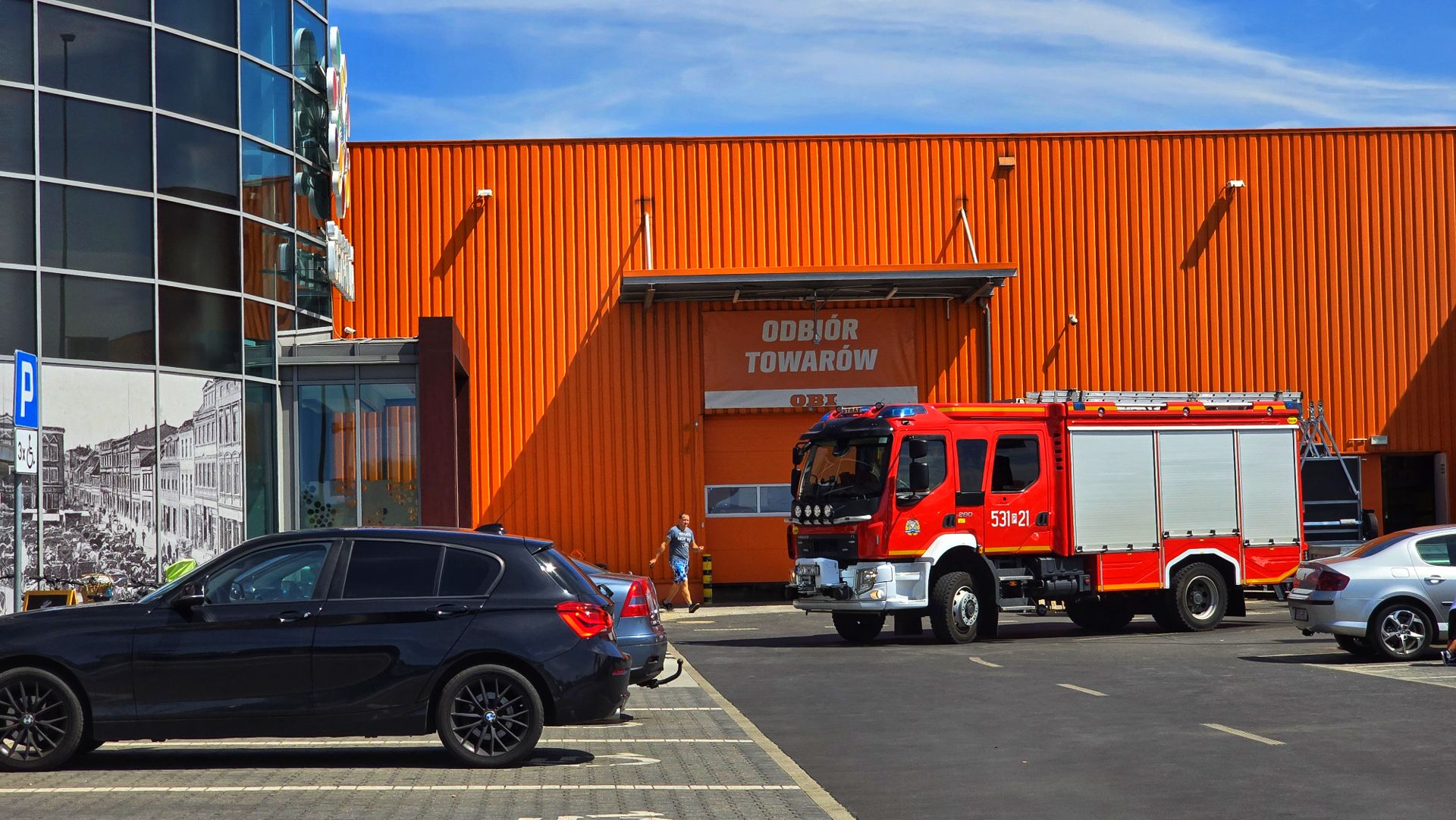 Ewakuowano Galerię Ostrovia. interesujący powód