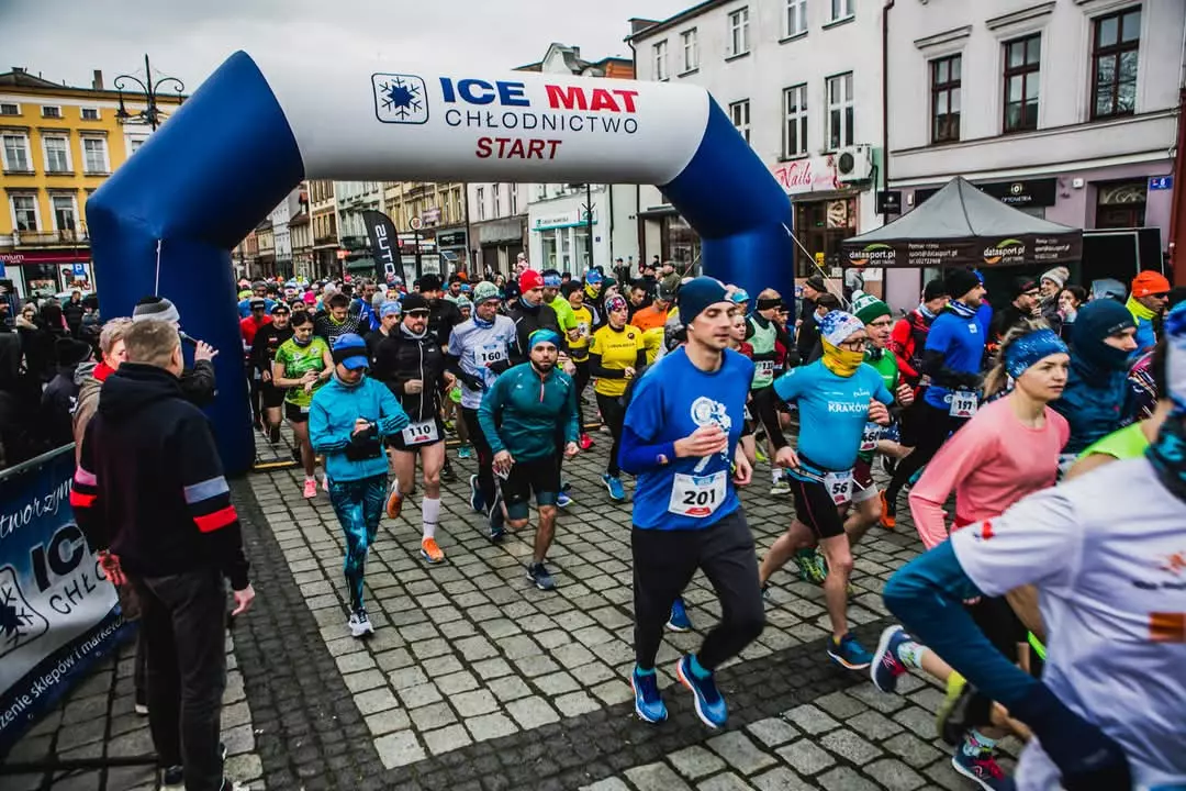 Przebiegną półmaraton. Będą utrudnienia