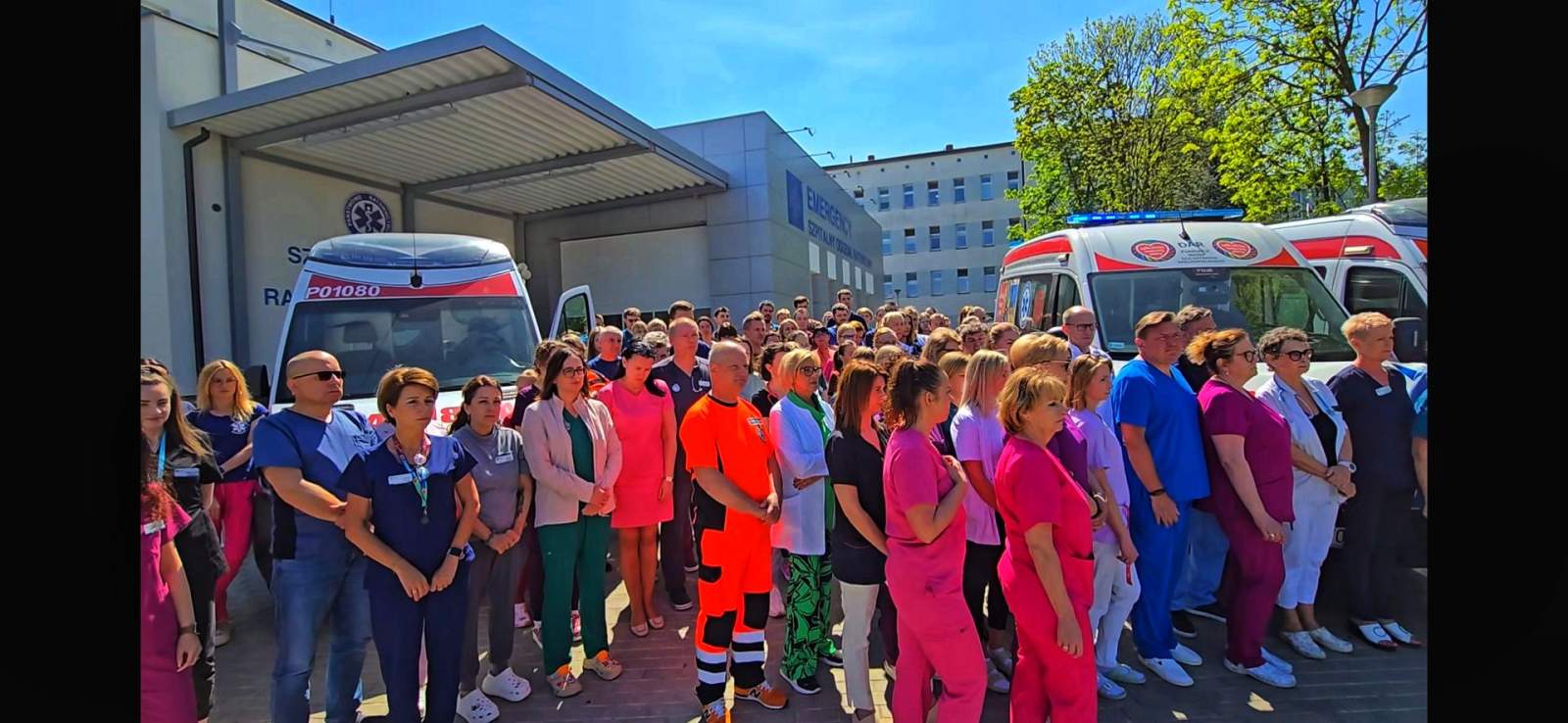 Oddali hołd zabitemu lekarzowi