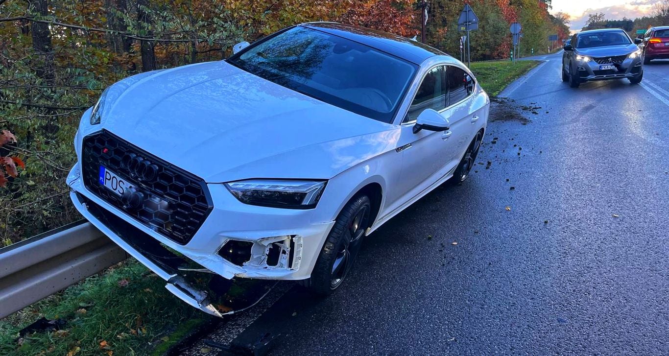 Audi na barierze. Okazało się, iż nie jest pegazem