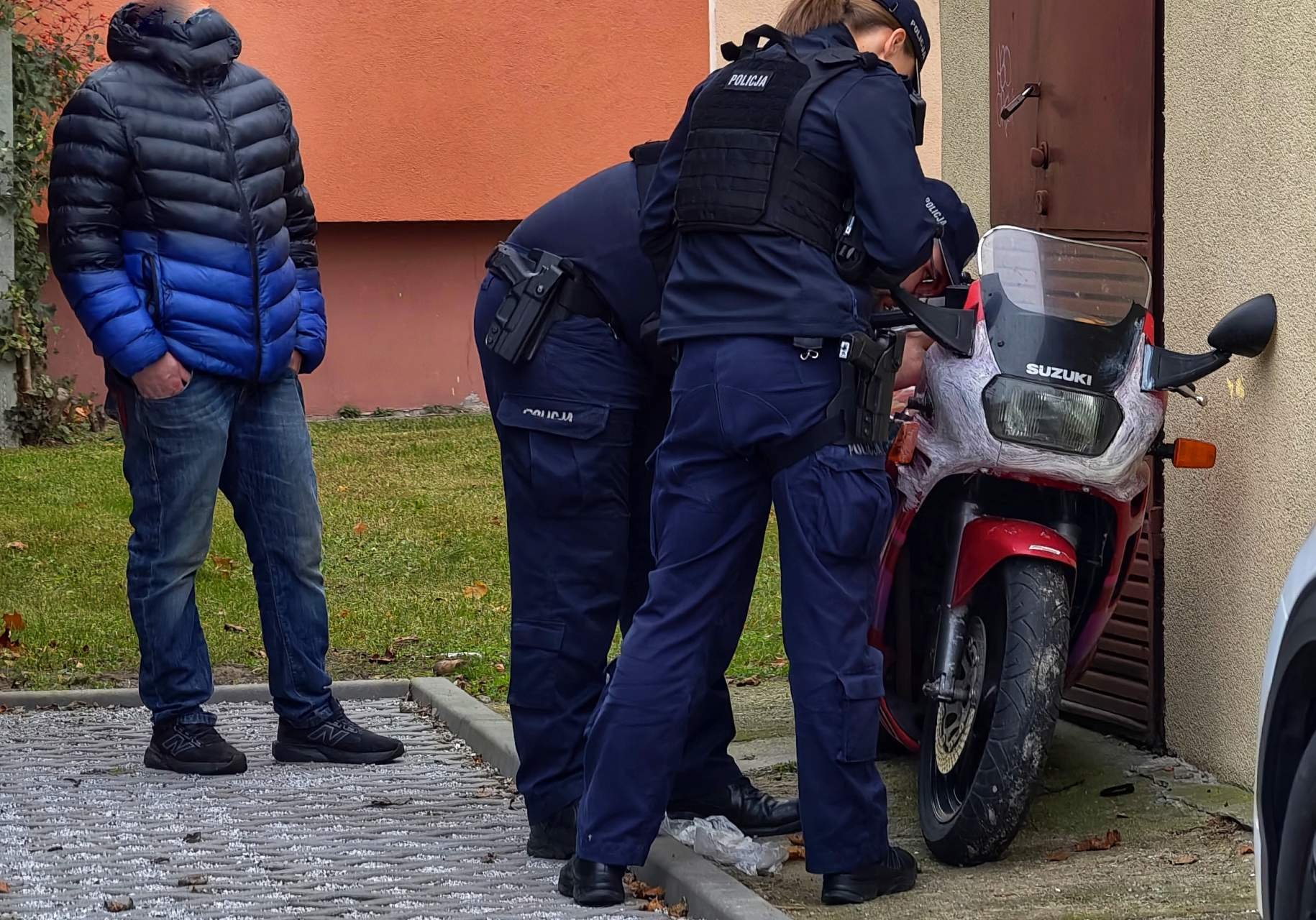 Skradziono motocykl. Właściciel odnalazł go na własną rękę