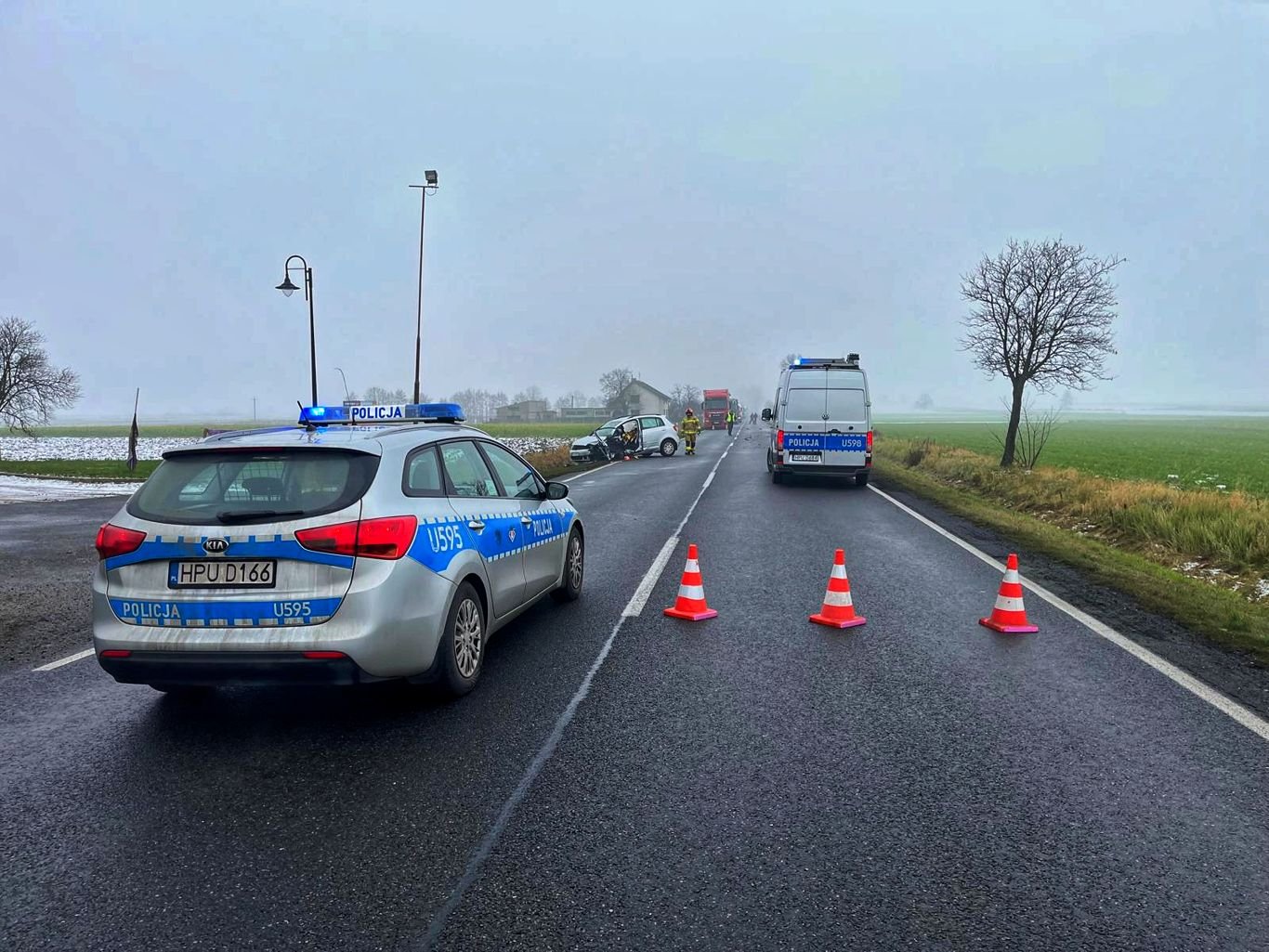 Wypadek koło restauracji. Droga krajowa zablokowana (ZDJĘCIA)