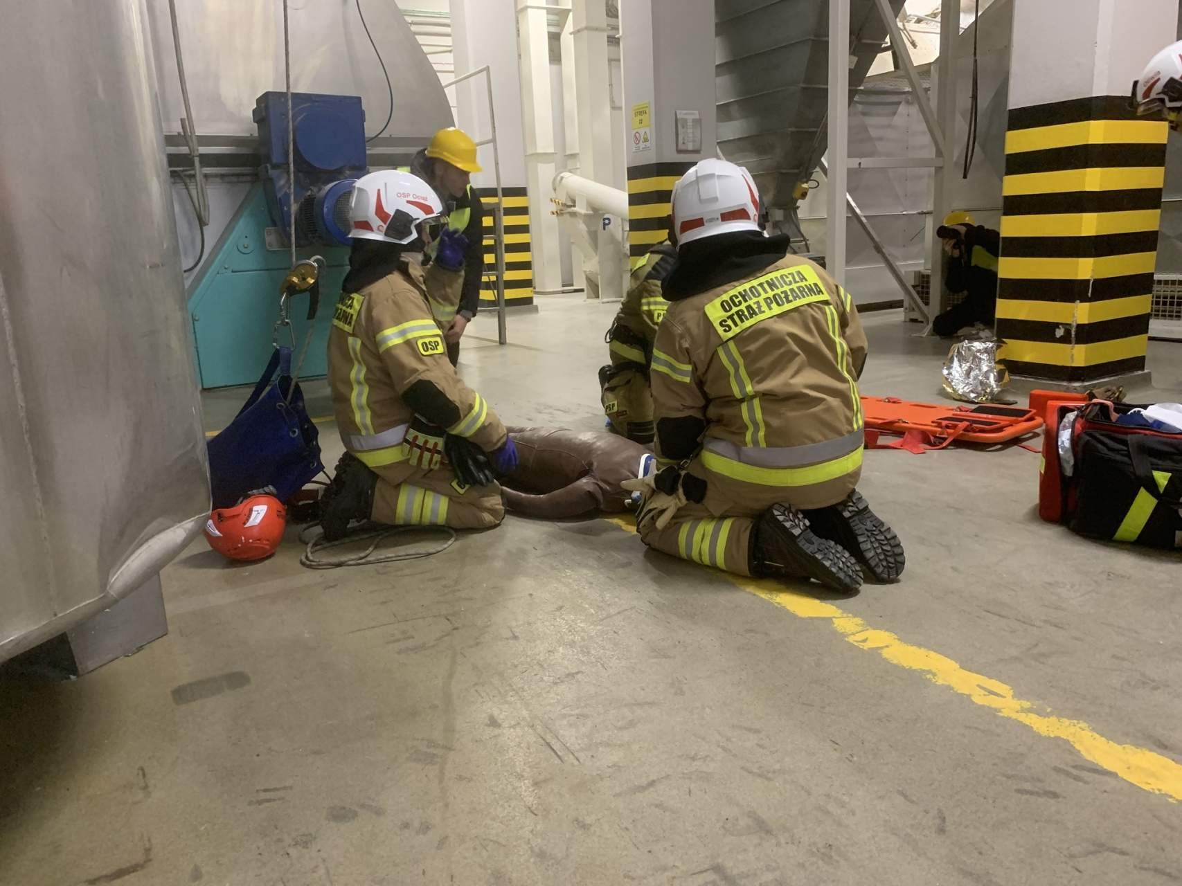 Duża akcja strażaków w znanej firmie (ZDJĘCIA)