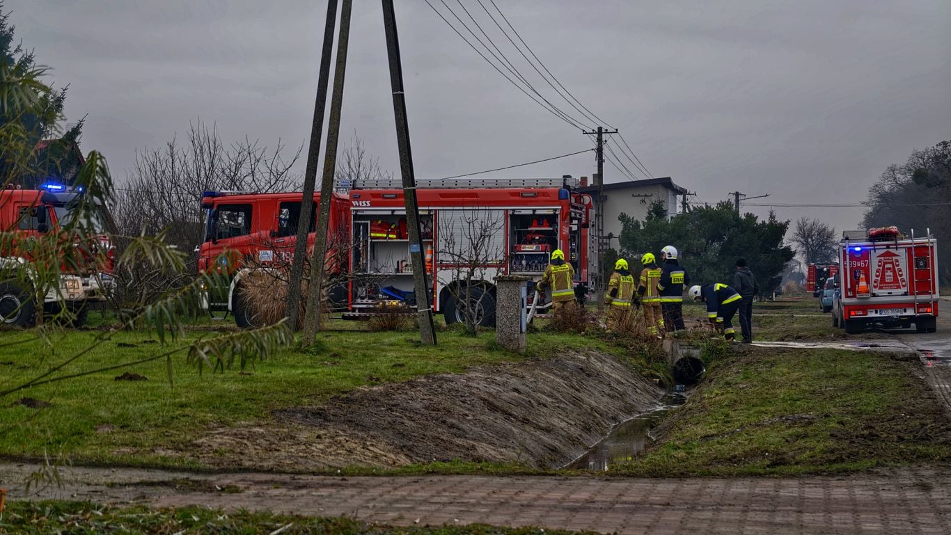 Pożar budynku. To drugi dramat u tego rolnika (ZDJĘCIA)