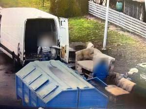 Śmieciowy skandal na ogródkach FB_IMG_1765956464047