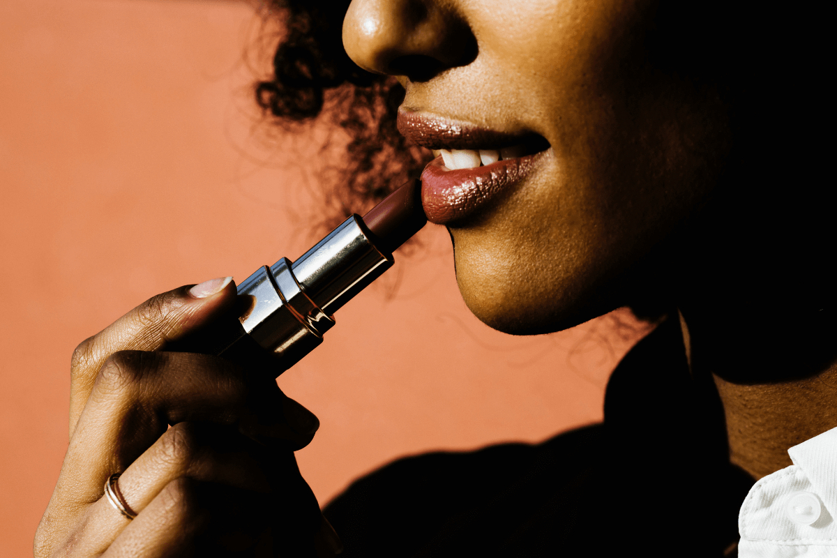 Jak dobrać pomadki Maybelline do typu urody i okazji