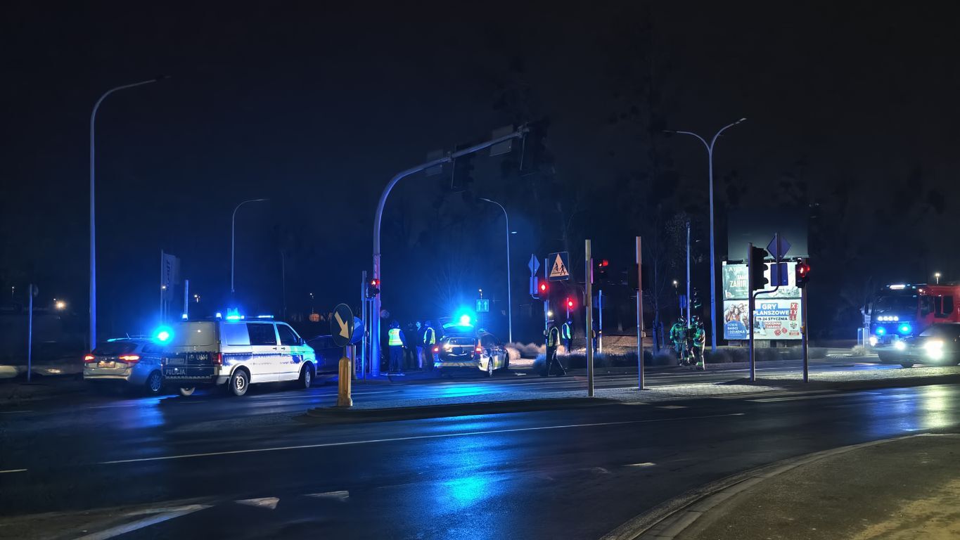 PIJANE TANGO W AUDI! O KROK OD KOLEJNEJ TRAGEDII W OSTROWIE. „COCO JAMBO” ZAMIAST ROZSĄDKU