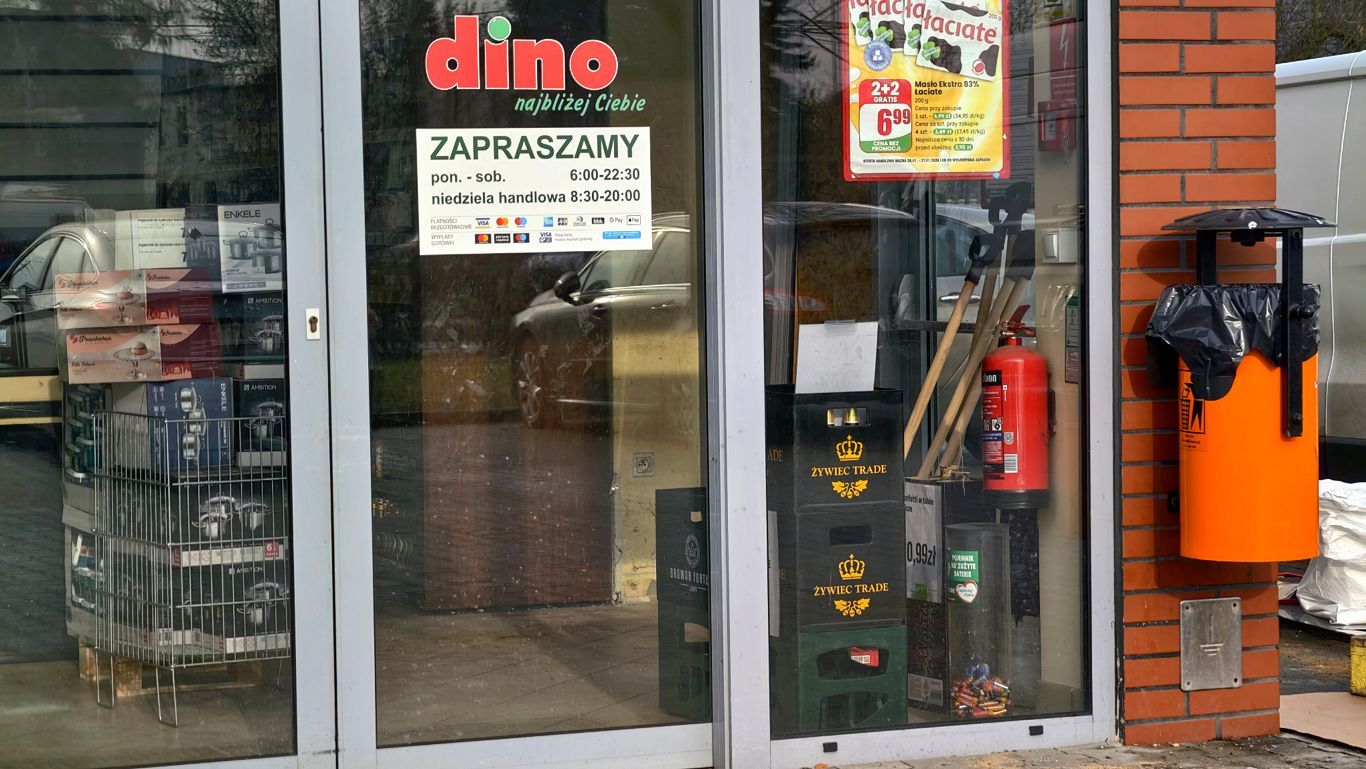 HUK, SZKŁO I GOŁOLEDŹ. PORANNA DRAMA W DINO!