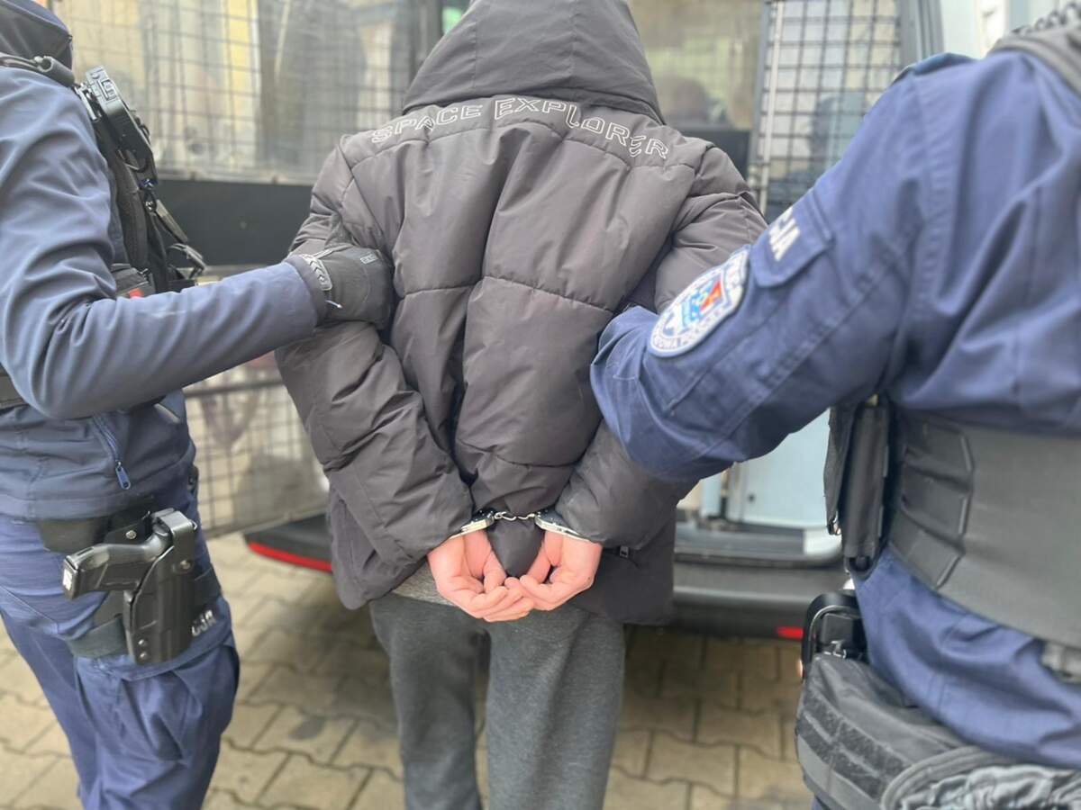 Niespodziewani goście. 2 mężczyzn zatrzymanych (ZDJĘCIA)