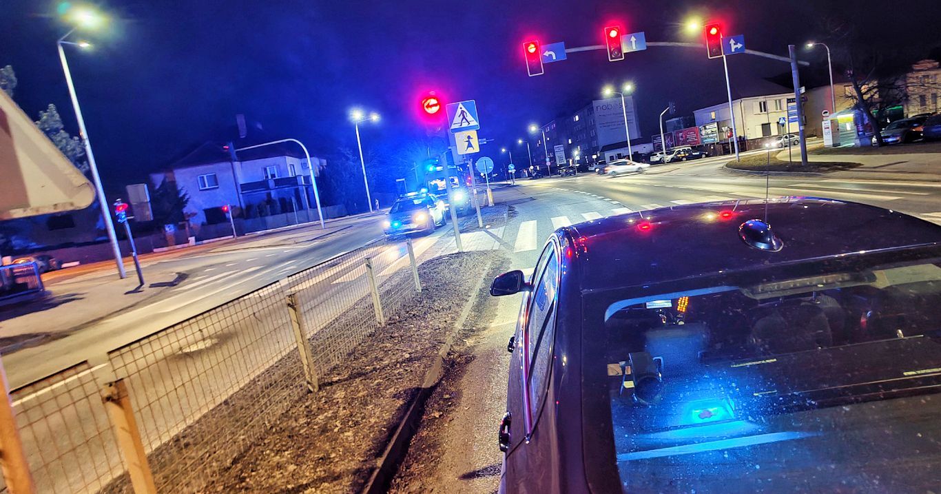 Potrącił kobietę i uciekł. Jest poszukiwany (ZDJĘCIA)