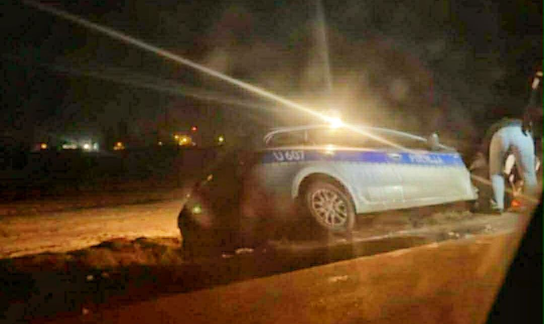 Radiowóz w rowie. Nowe ustalenia w sprawie pościgu za BMW (ZDJĘCIA)
