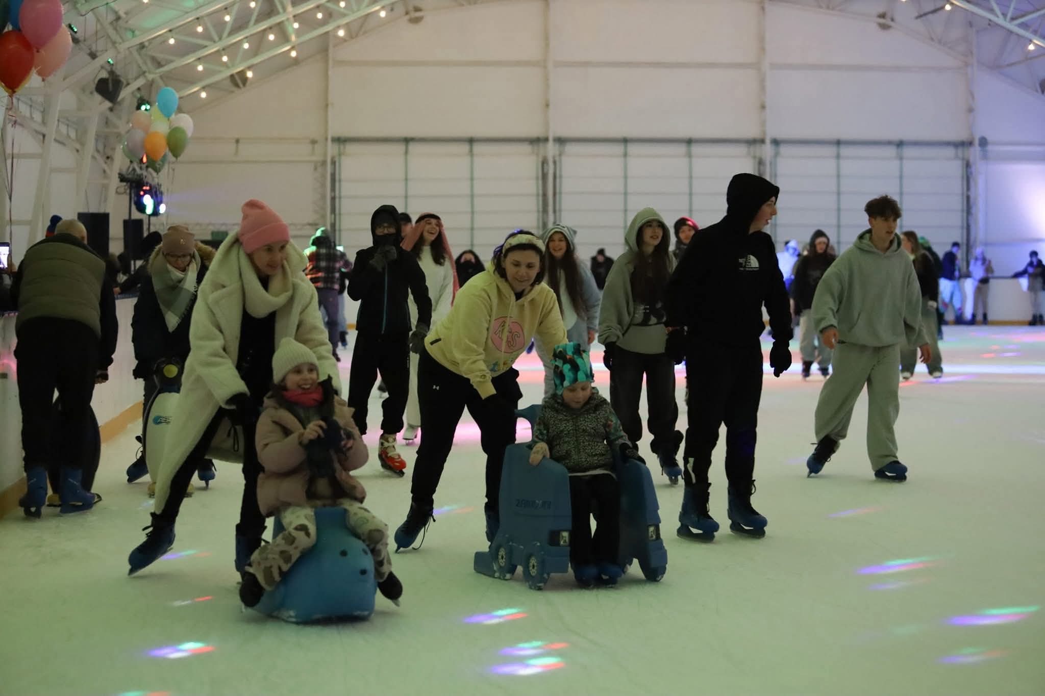 Karnawałowe Disco Lodowisko za nami! (ZDJĘCIA)