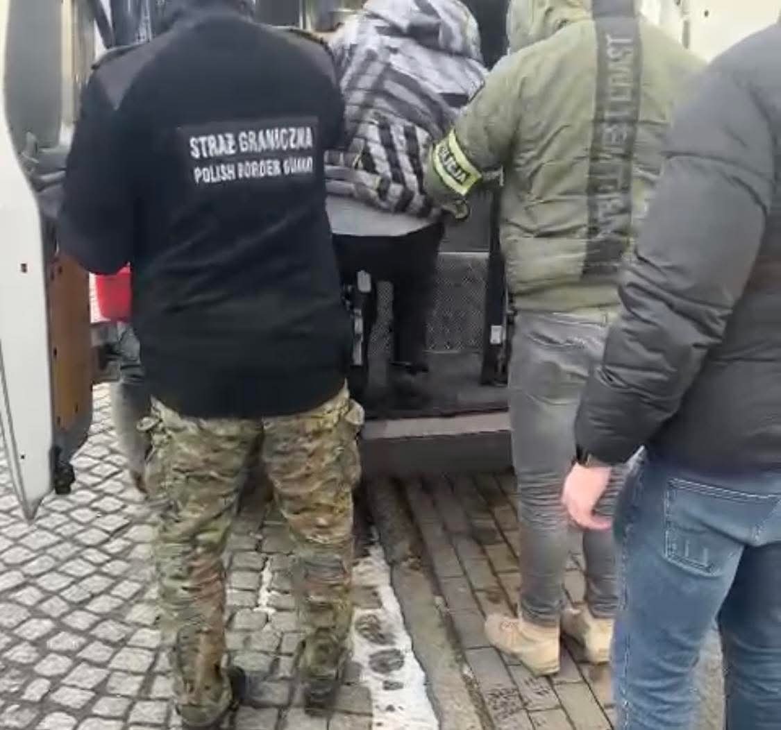 Obcokrajowiec deportowany. Nie szanował gościnności ostrowian