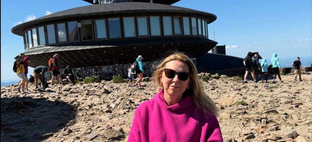 Rozłam w partii! Posłanka odchodzi. Czy to już szczyt jej politycznej kariery?