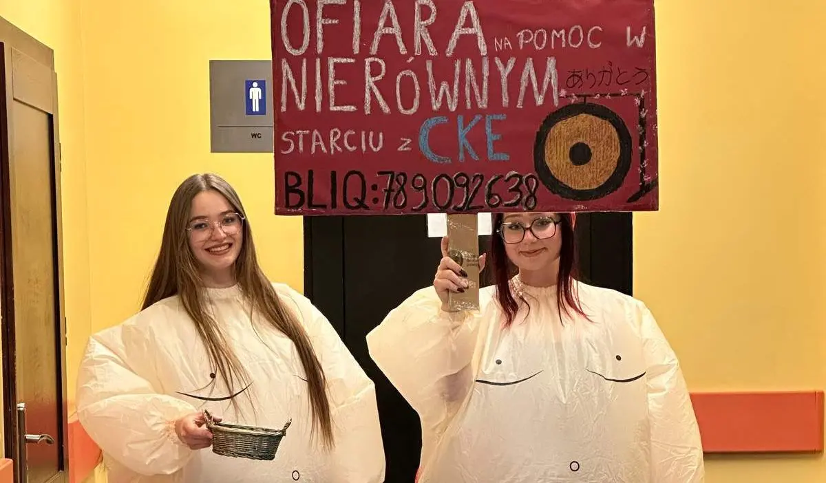 Maturzyści przebierańcy (NOWE ZDJĘCIA)