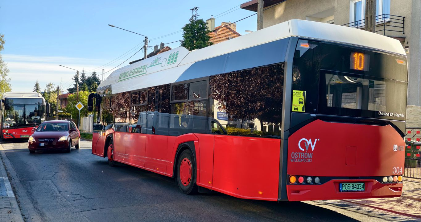 „pie…..ć auto” prawidłowe podejście po jechaniu w autobus (ZDJĘCIA)