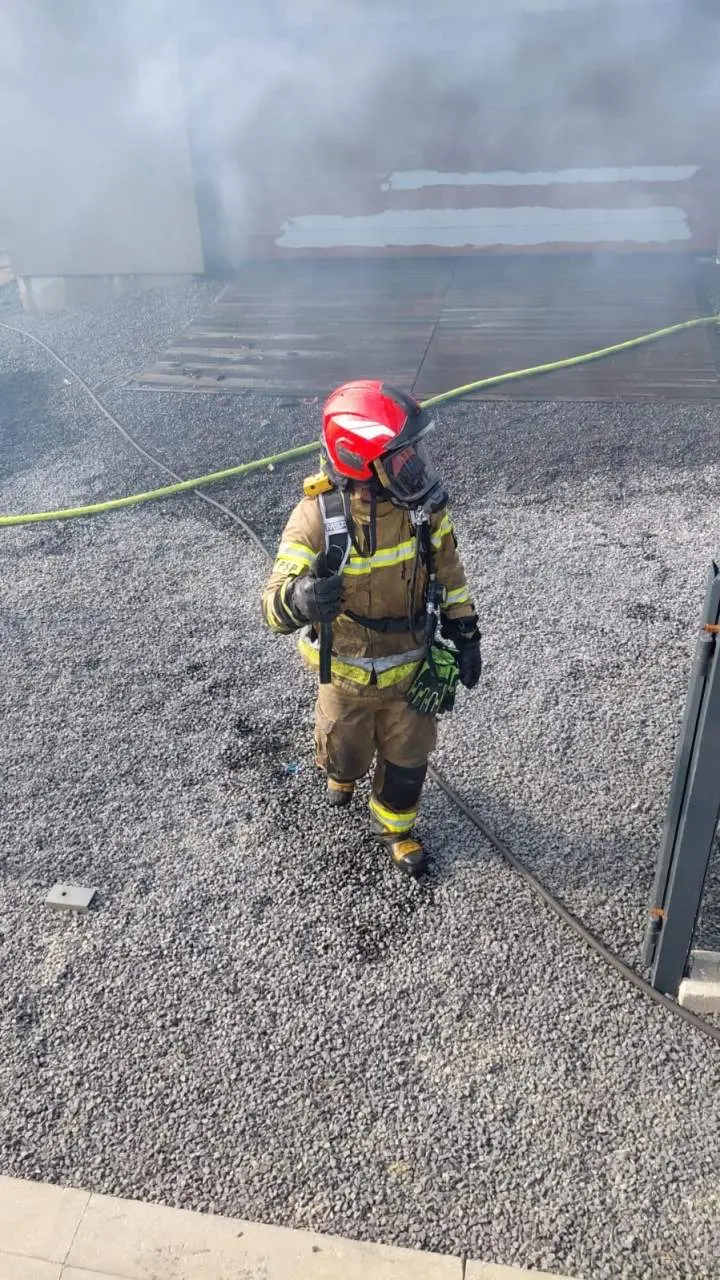 2 osoby poszkodowane w pożarze domu