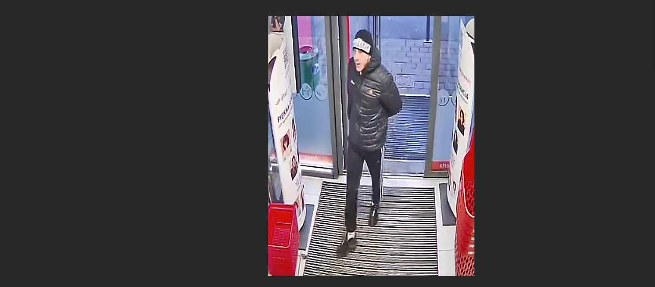 Policja poszukuje sprawcy kradzieży w drogerii w Ostrowie Wielkopolskim