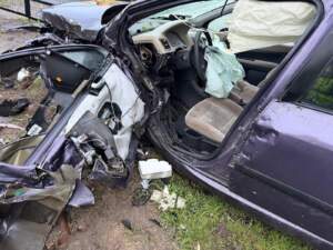 Pijany jadąc Peugeotem złamał sup 1000180956