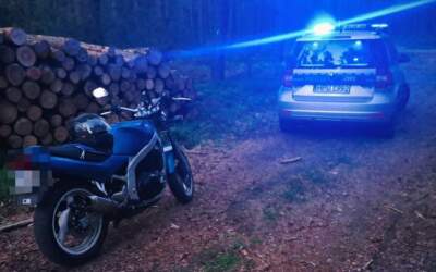 Miał dożywotni zakaz prowadzenia. Uciekał motocyklem przed policją
