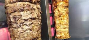 SZOK DLA FANÓW KEBABA! „Dziś zamykam drzwi po raz ostatni”. Kultowy lokal znika z mapy Ostrowa kebab