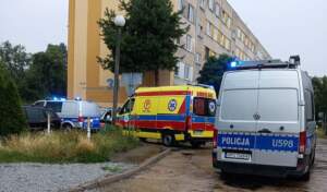 3 radiowozy i karetka. Wiemy co się stało przy Paderewskiego 1000165674