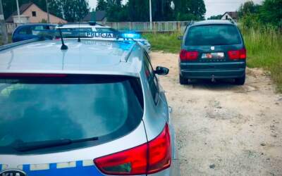 Pijany jak bela kierowca spowodował kolizję i uciekł
