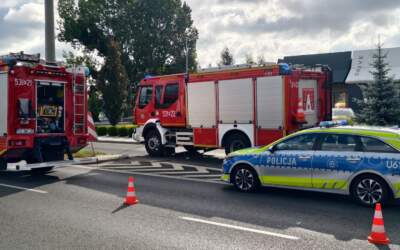 Wypadek Audi i Forda przed McDonald’s (ZDJĘCIA)