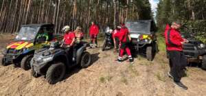 Ratownicy WOPR szkolili się z obsługi specjalistycznego sprzętu. Warsztaty w terenie i na wodzie 1000183474