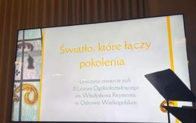 Tak prezentuje się po remoncie aula II LO w Ostrowie Wlkp. (ZDJĘCIA)