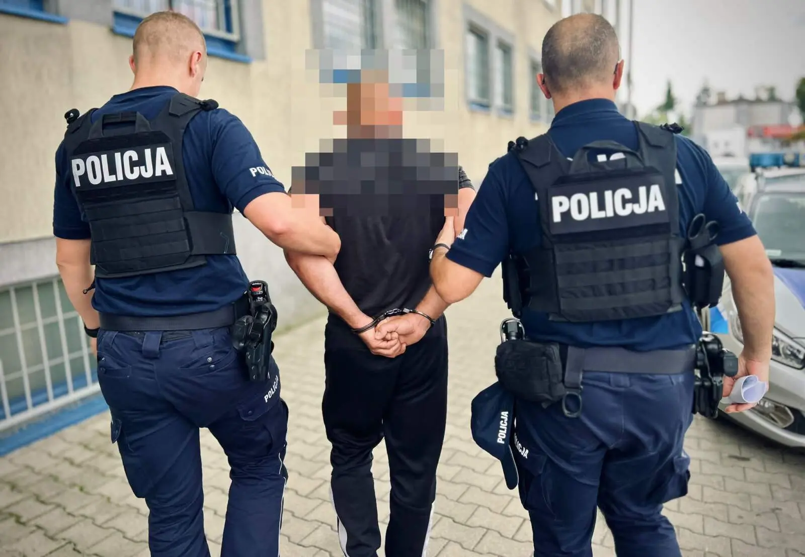 Uderzał byłą partnerkę pięścią w twarz. Policjanci potrzebowali niespełna godziny!