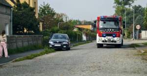 Strażacy dotarli przed karetką. Liczyły się minuty. Tak możesz uratować życie bliskiej osoby 1000195353