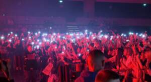 Tłum nastolatków i niesamowite show! GOMBAO33 i MATA rozgrzał 3mk Arenę Ostrów 1000196710